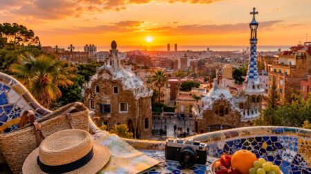 ¿Viajas a Barcelona desde Polonia? Descubre qué supermercados abren los domingos, dónde comprar alimentos por la noche, qué centros comerciales merece la pena visitar y cómo evitar sorpresas con los horarios de apertura. Una guía práctica para organizar mejor tu viaje.
